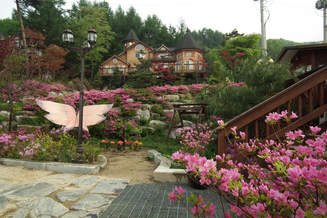 Elf Resort Hotel Pyeongchang Exterior photo