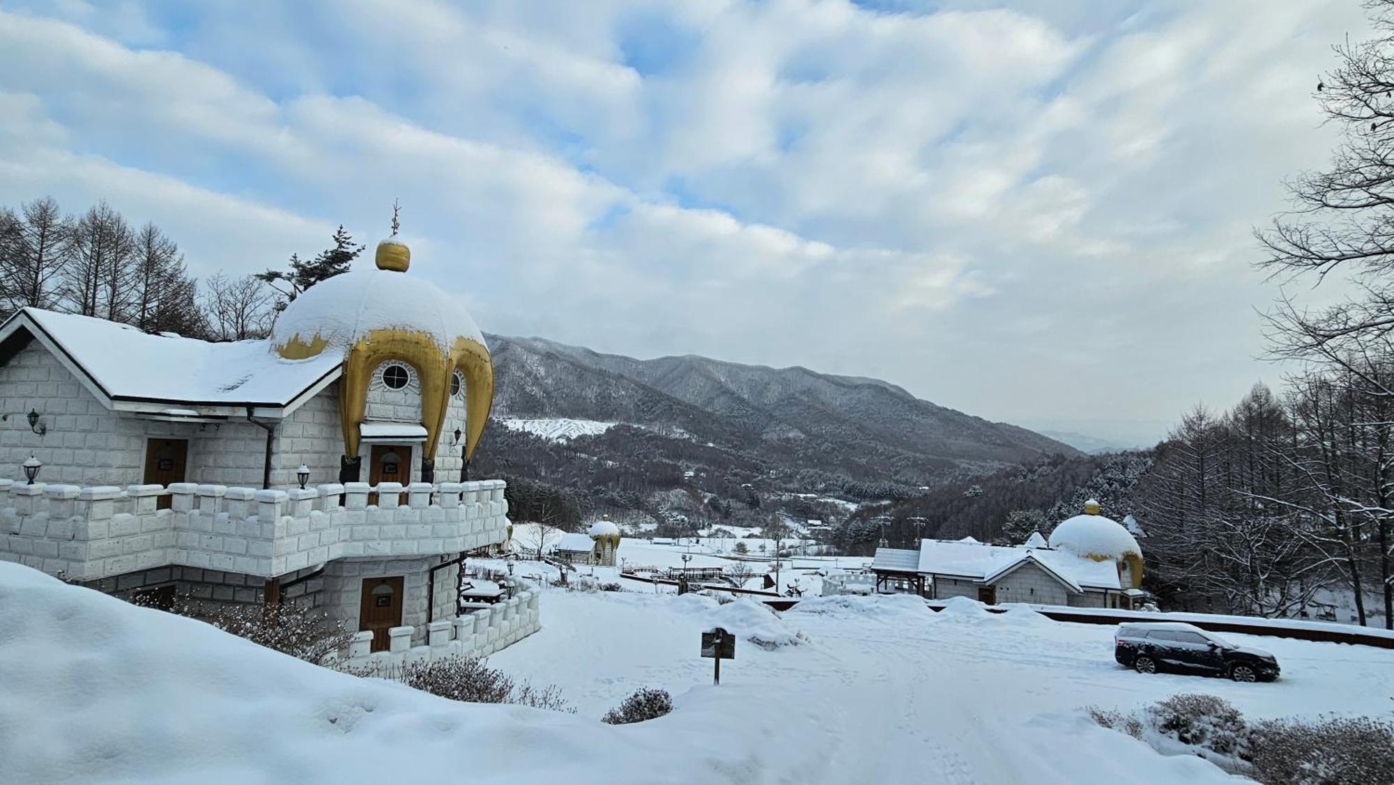 Elf Resort Hotel Pyeongchang Exterior photo